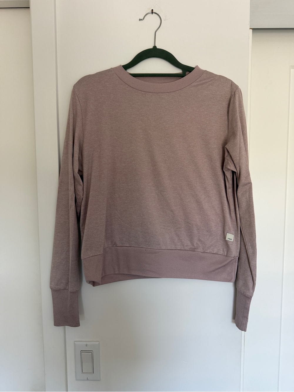 Vuori Dusty Mauve Crewneck Sweatshirt